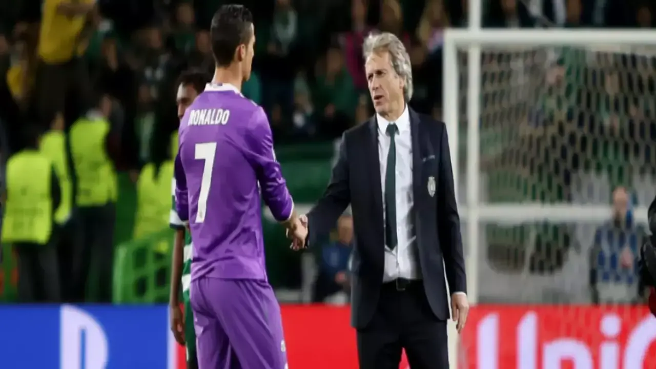 جيسوس يعزز صفوف النصر بضم نجم الهلال السابق ويشعل ديربي الرياض